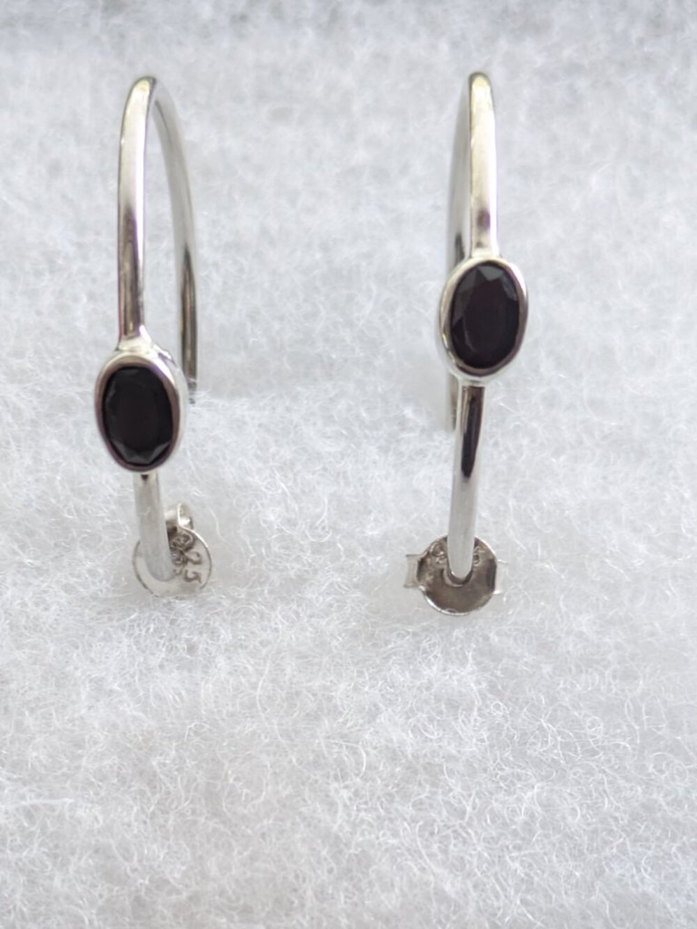 925 Sterling Silver Black Onyx Oval 3/4 Open Hoop Earrings